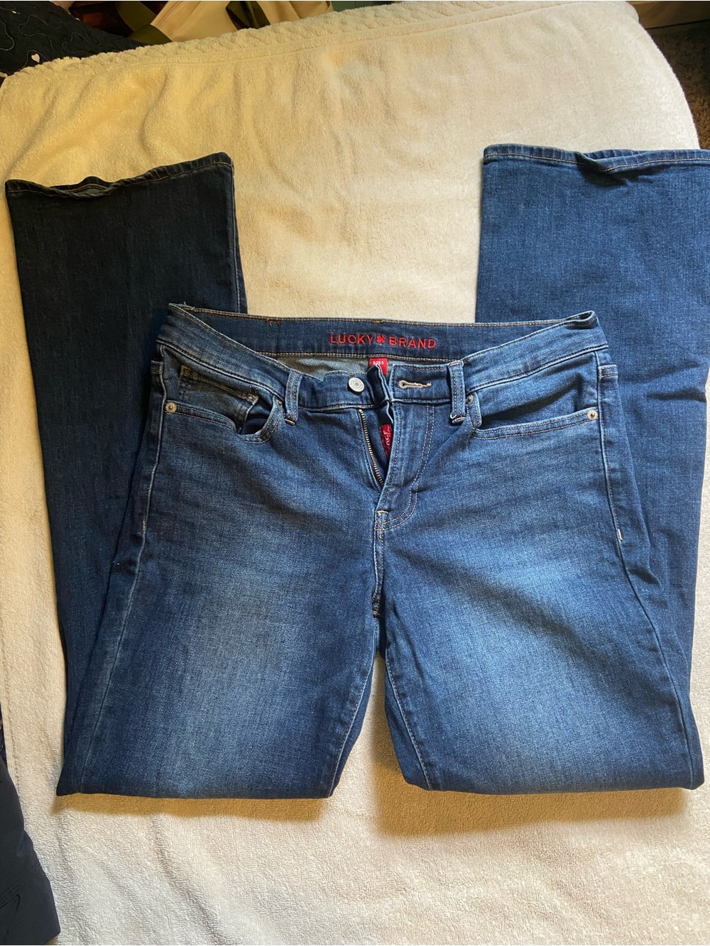 Lucky Brand Jeans
Size - 8